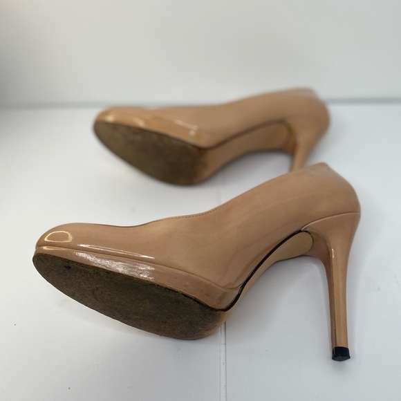STUART WEIZTMAN 7 Elegant Luxury Designer Tan High Heels - Picture 9 of 10